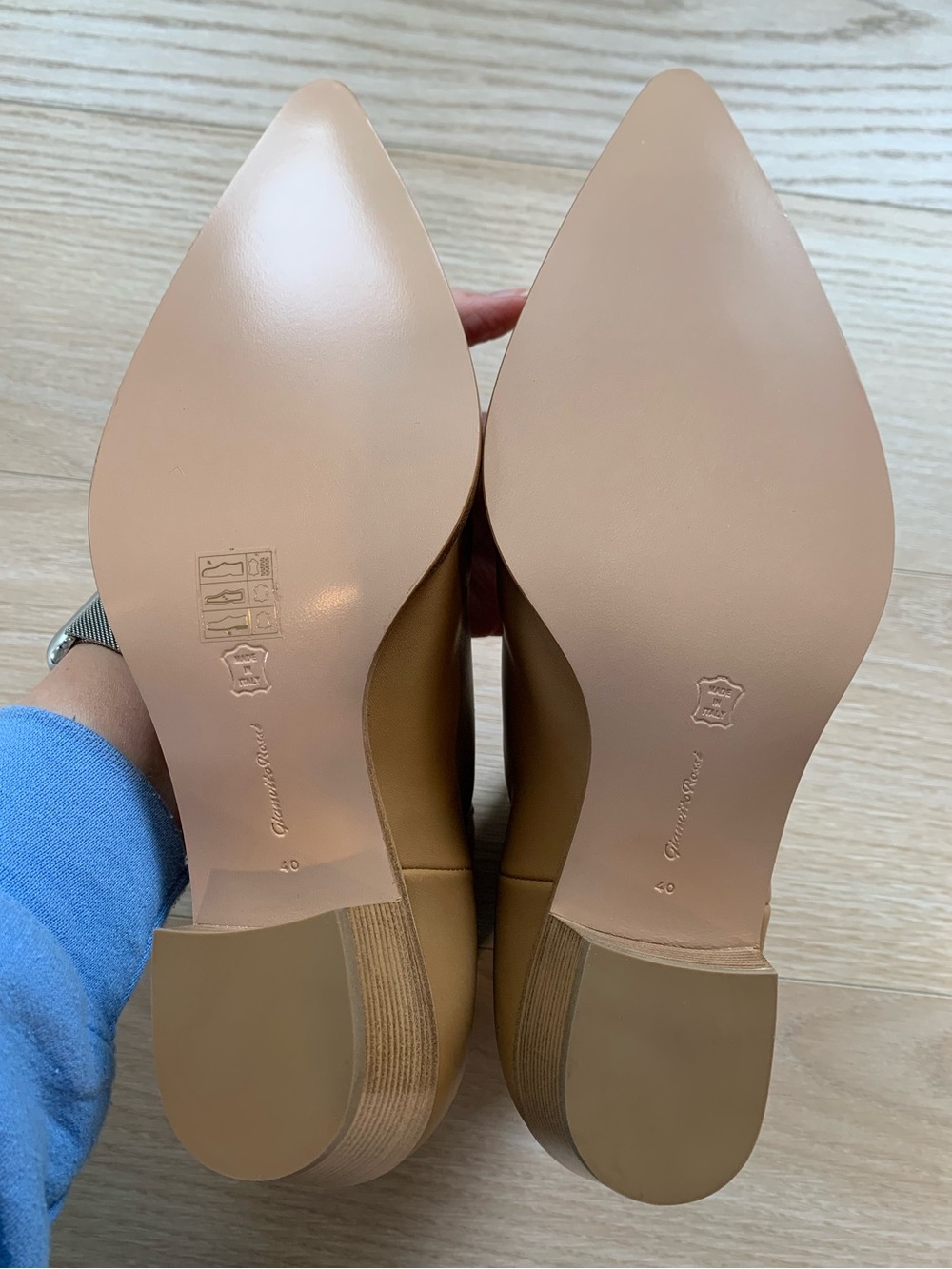 Gianvito Rossi Romney Pointed Toe Tan Chelsea Leather Ankle Boots NWT Size 40 IT - Picture 8 of 9